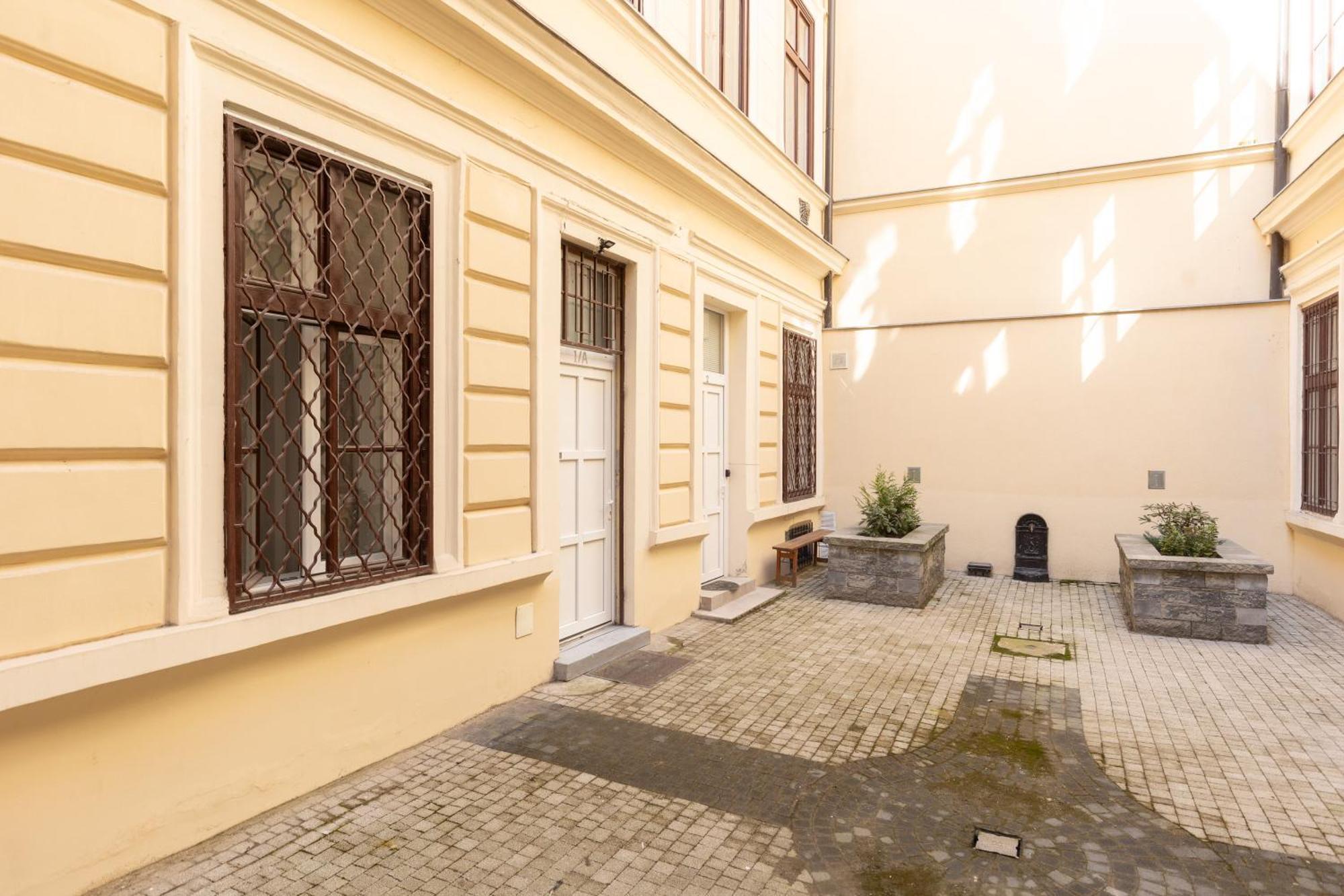 Lucky 54 Apartment Budapeşte Dış mekan fotoğraf